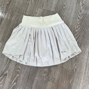GOLD HINGE two tiered pleated tennis skirt